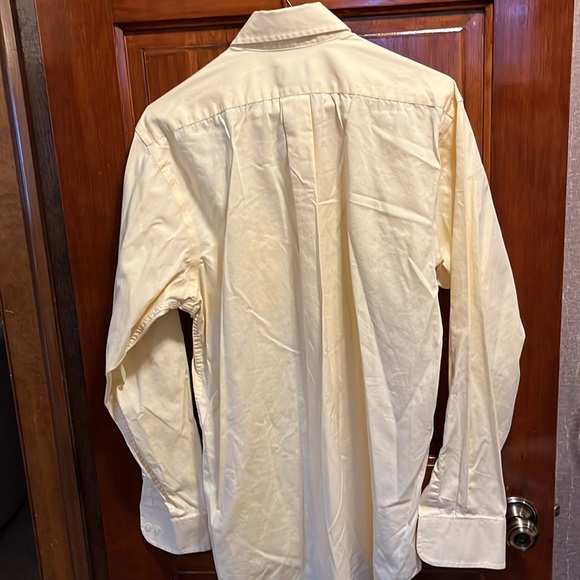 G H Bass & Co Shirt Wrinkle Free Mens Size 15-15 1/2 Medium. Excellent Condition - Picture 4 of 4